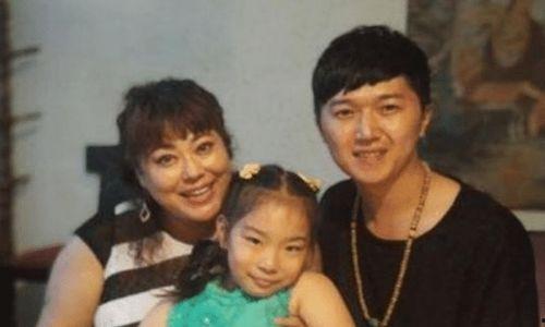 吃瓜李菁菁现场图片视频,趣味横生的娱乐时光